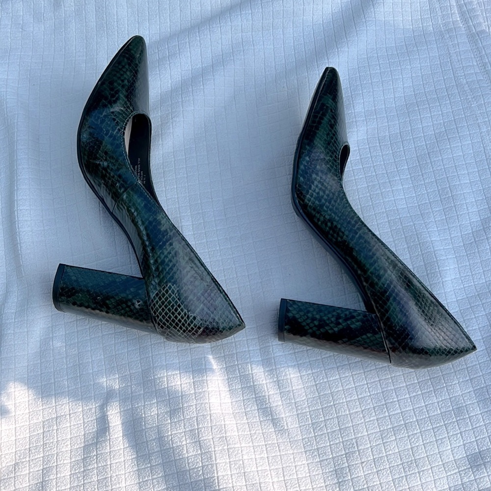 Marc Fisher block heel pumps